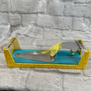 Decorative Ducky High Heel Cake Server Baby Shower Metal Removable Magnetic Heel